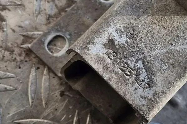 Viga de para-choque traseiro OPEL ASTRA H FURGON 13125147 image 4