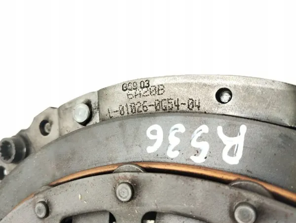 Bomba de embrague Porsche OEM 229405 - Usado image 8