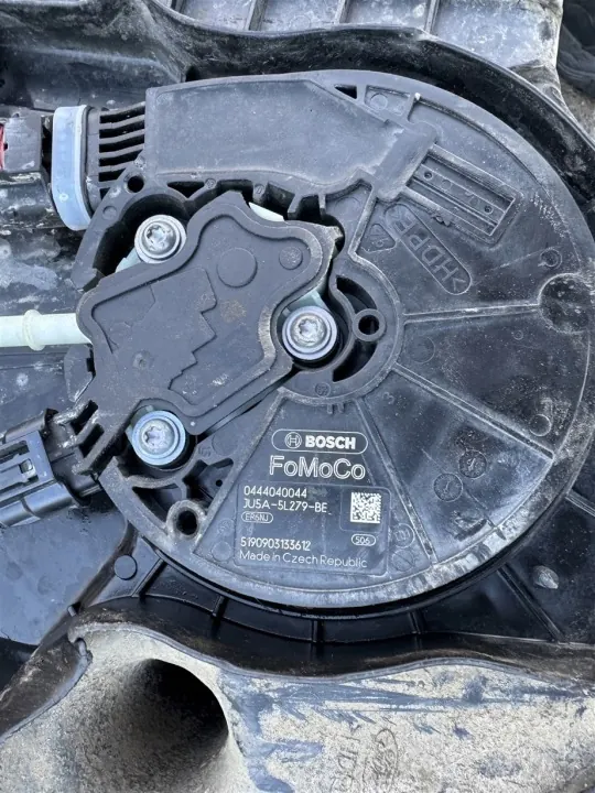 Bomba tanque AdBlue OEM KK31-5J228-AB para Ford Custom image 6