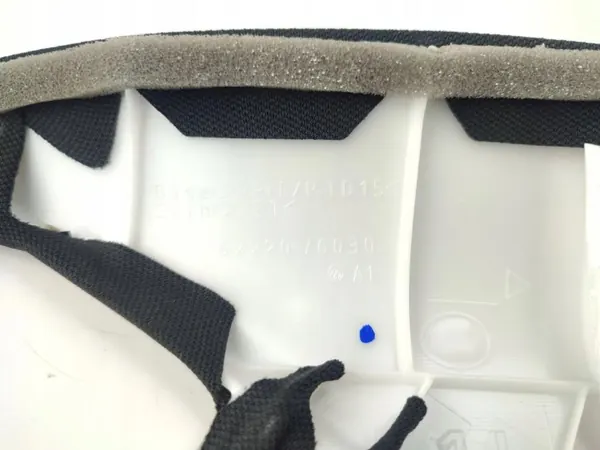 OEM 62220-76030 Cubrepilar izquierdo ventana Lexus UX image 2