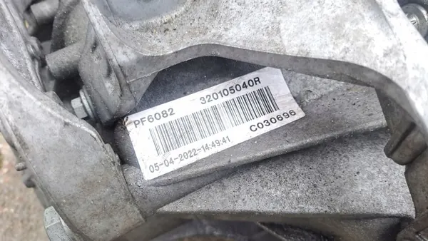 RENAULT TRAFIC III 2.0 DCI Manuaalivaihteisto 320105040R image 6