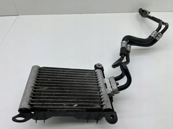 BMW Oliekoeler OEM 7618360 voor F20, F30 35i image 2