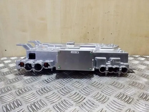 Inversor Tesla OEM 105969800A para Model S 2016 image 3