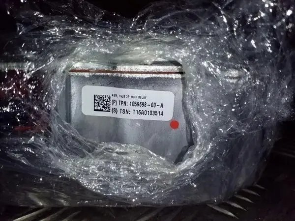 Inversor Tesla OEM 105969800A para Model S 2016 image 6