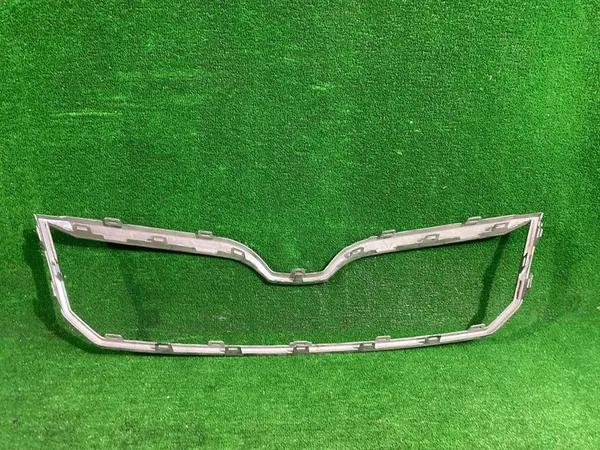 Chrome Grille Skoda Superb II Lift 13- OEM 3T0853607B image 5