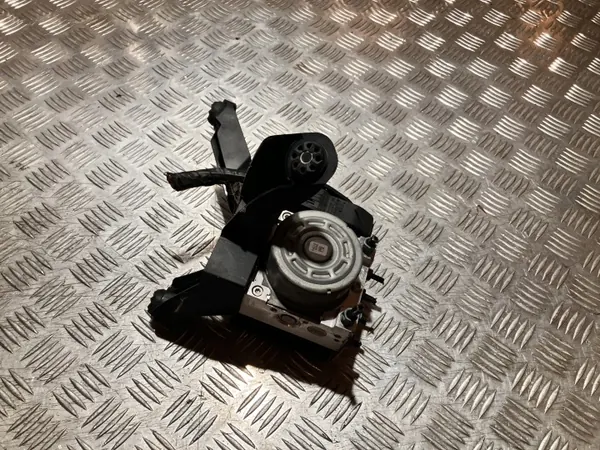 ABS-pumppu OEM 6885280 BMW X1 F48 2.0L Diesel image 3