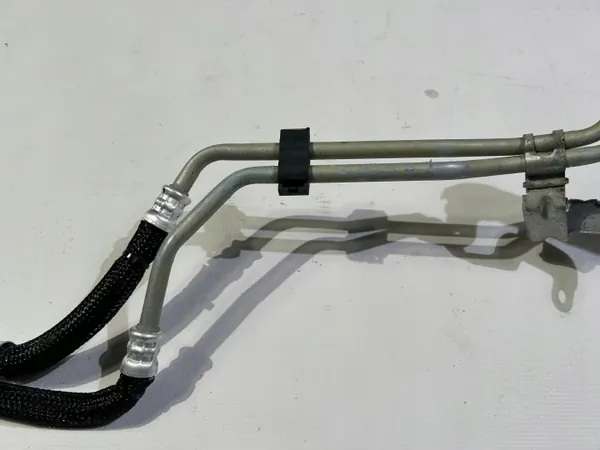 Linhas de óleo da caixa Ford Mustang GT 5.0 2015- OEM 982565802 image 3
