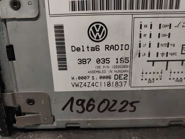 Unidade multimédia VW Golf IV usado OEM 3B7035195 image 6
