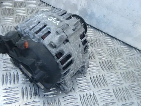 Vaihtovirtageneraattori Ford Focus III MK3 1.6TDCI Volvo C30 OEM image 4