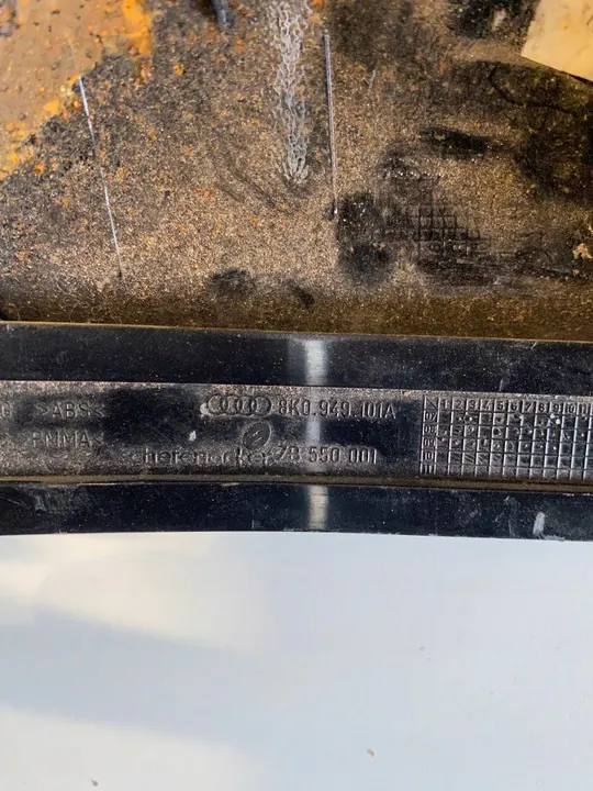 Vasen Peilikotelo Audi A5 8T0857527D image 3