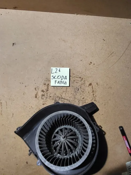 Motor de ventilação SKODA FABIA I 6Q1819015C image 2
