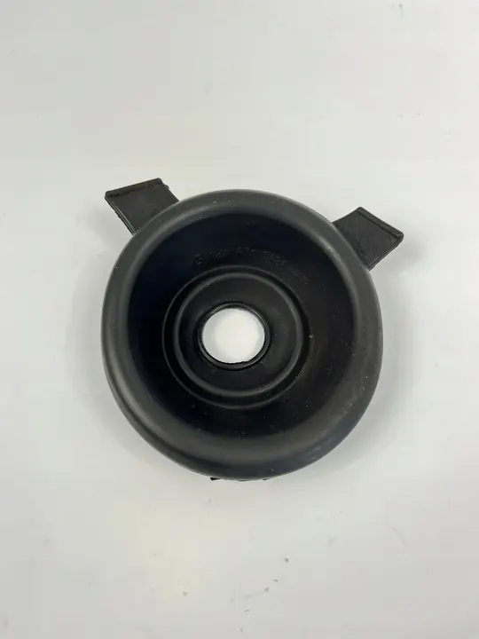 Polttoainesäiliön tiiviste kumia Mercedes W124 image 1