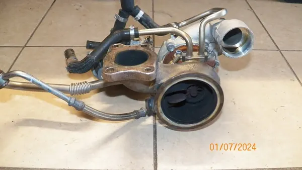 Turbocompresor CITROEN PEUGEOT 1.2 THP OEM 9812723880 image 3