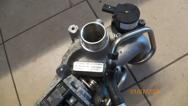 Turbocompresor CITROEN PEUGEOT 1.2 THP OEM 9812723880 image 5