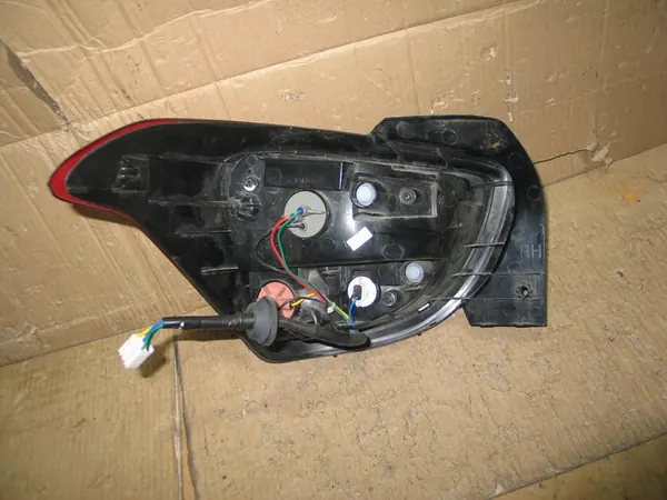 Lámpara Trasera Derecha Hyundai i10 Lift 16- 92402-B9100 image 8