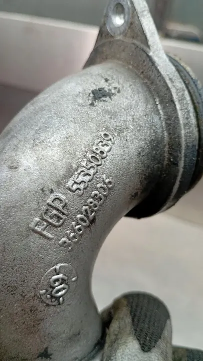 Tubería de intercooler 1.9 CDTI Vauxhall Astra H image 5