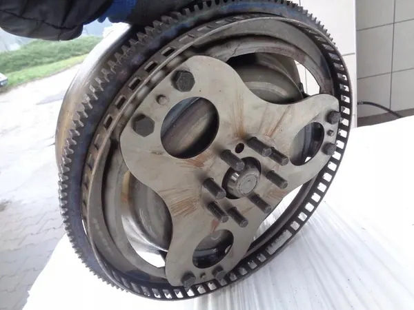 Convertisseur d'Embrayage Hydraulique Mercedes E320 W211 A2112500702 image 6