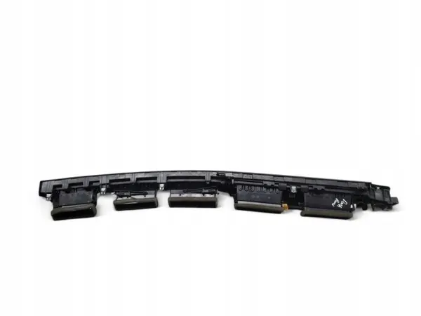 Prise d'air console Audi A4 OEM 8W1820902E 2.0L image 10