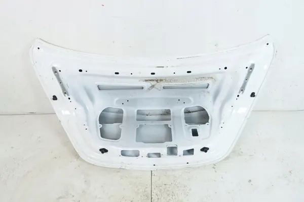 Mercedes W205 Kofferbakdeksel OEM MERCEDES W205 205 image 8
