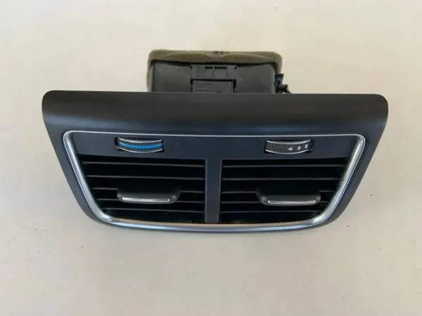 Audi Q5 (8R) Lufteinlass OEM 8K0819203J - Gebraucht image 2
