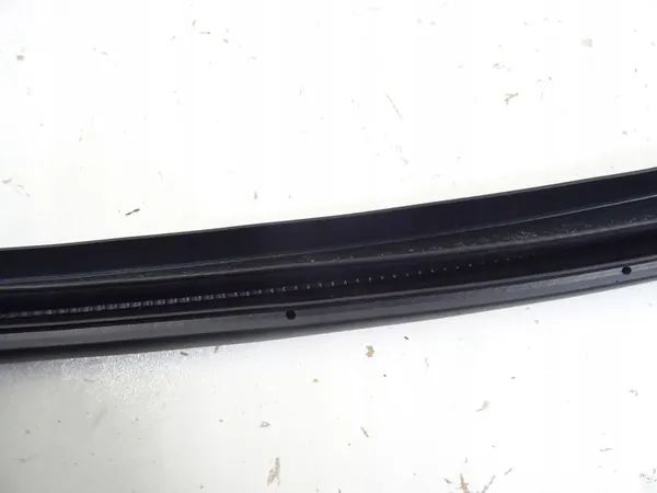 MAZDA CX-5 2.2 D Sello de Puerta Trasera Izquierda 2012-2017 image 5