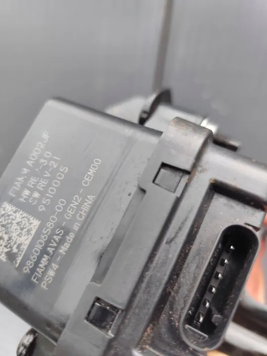 Opel OE Luidspreker Emitter OEM 9860106580 - Gebruikt image 3