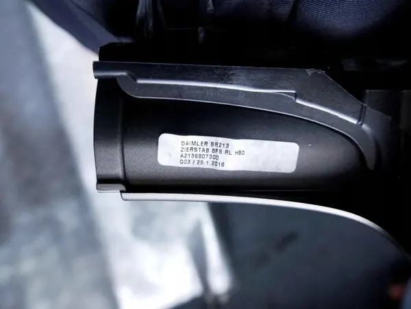 OEM A2136807300 Konsol Dekor Mercedes E-klass W213 image 5