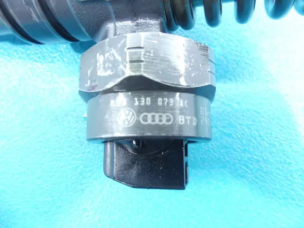 Pompe à lave-glace OEM 0414720029 testée 1.9 TDI image 4