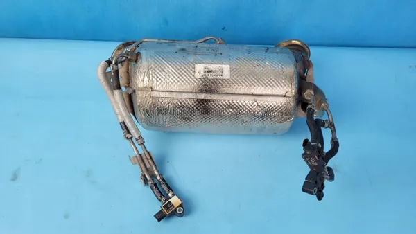 Mercedes W206 C220 2.0 CDI DPF-katalysaattori OEM A6541402003 image 2