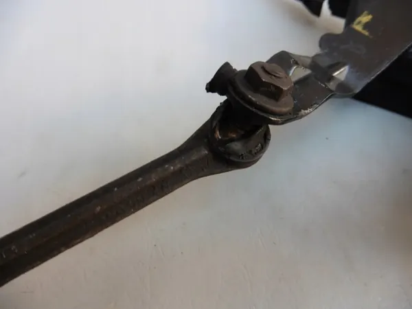 OEM Ajovalojen Tasausanturi Mitsubishi Outlander II image 4