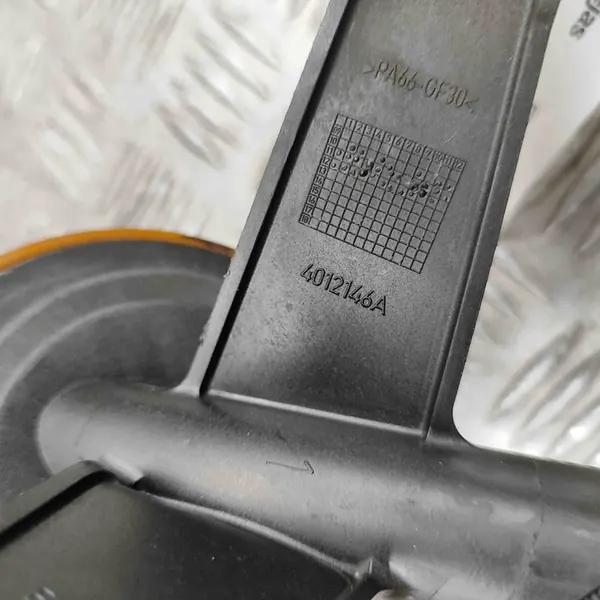 Pompe à huile Ford Focus III Turnier 1.6L 2012 OEM 4012146A image 6