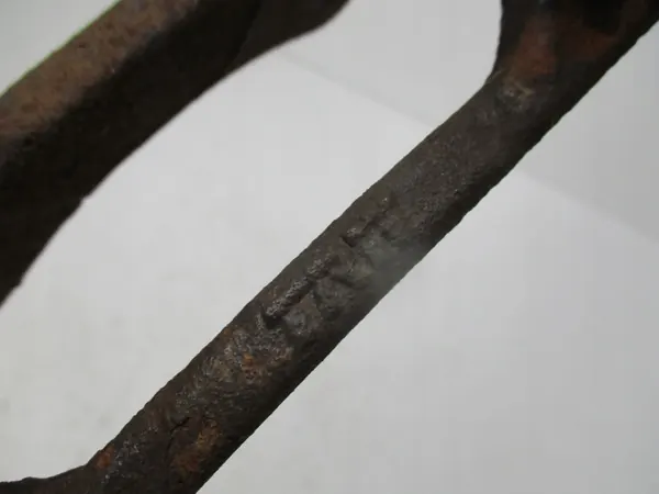 Renault Kangoo 2/3 Kiinnitystuki OEM 250/B Oikea Taka image 5