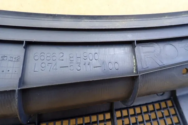 Nissan OE 668638H900 Frontscheiben-Außendichtung image 10