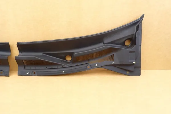 Nissan OE 668638H900 Frontscheiben-Außendichtung image 3
