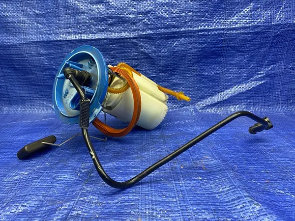 VW AUDI SEAT SKODA BRANDSTOFPOMP 5Q0919051BK image 3