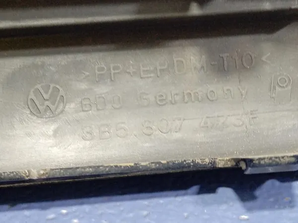 VW Passat B5 FL Sedan Takapuskuri Trim USA L041 image 8