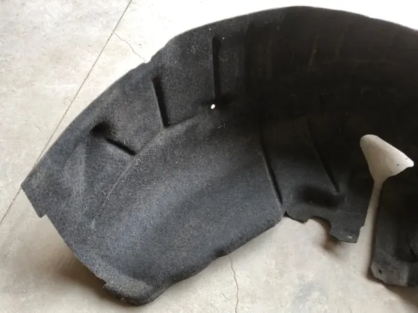 OEM 8W6810171B Vasen Taka Pyöränkaari Audi A5 RS5 image 3