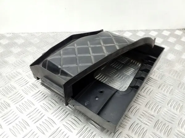 Carcasa filtro cabina OEM 8E1819441B para Seat Exeo image 2