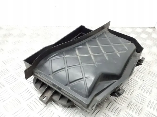 Carcasa filtro cabina OEM 8E1819441B para Seat Exeo image 3