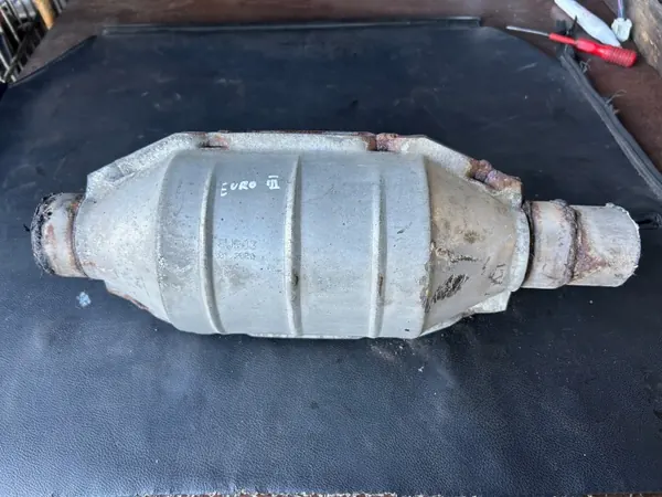 Gebruikte CAT OEM 3 Euro III katalysator image 2