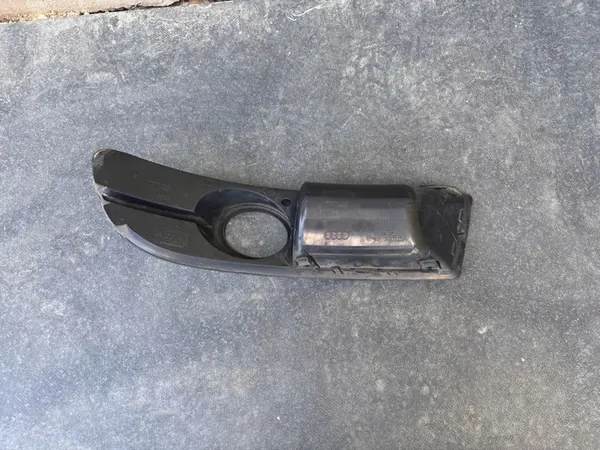 Audi OE 8E0807682G rejilla delantera, parachoques image 2