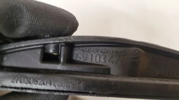 Ventildeckel Audi A6 S6 C6 4F 059103470R image 4