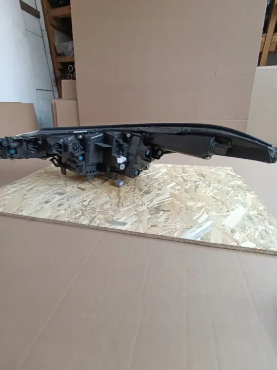 Rechter koplamp OEM 09NBH543 voor Toyota C-HR 2019-2022 image 6