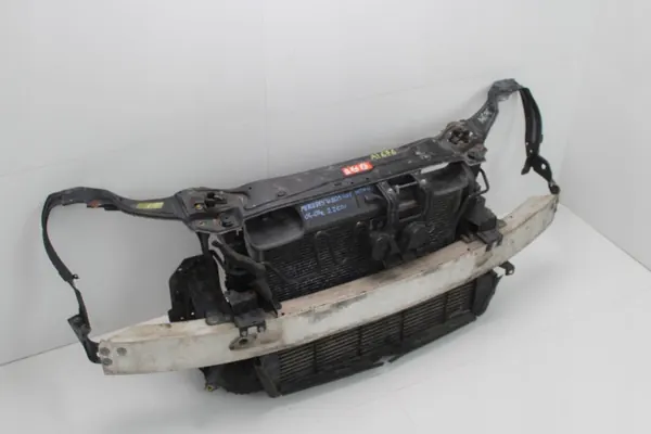 Begagnad framrems OEM 360212304 Mercedes W204 image 2