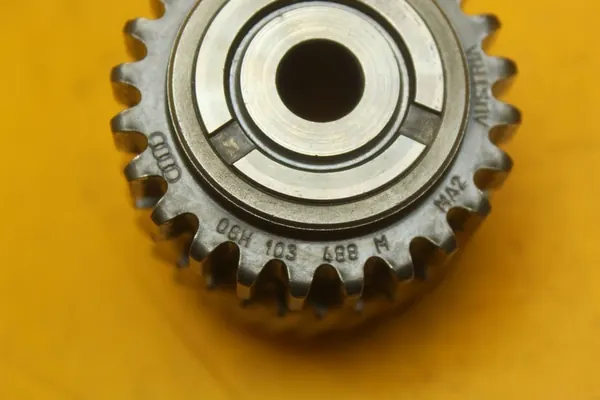 Jakohihnan hammasratas Audi A4 B8 2.0 TFSI 06H103488M image 4