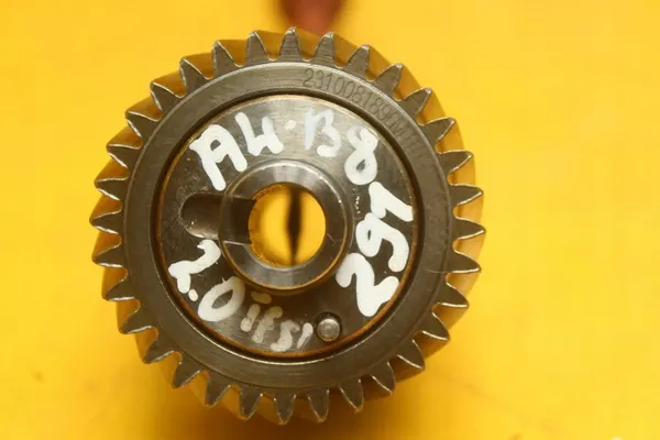 Jakohihnan hammasratas Audi A4 B8 2.0 TFSI 06H103488M image 8