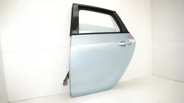 Puerta trasera izquierda OEM 371117661 para Opel Astra J 09-12 image 3