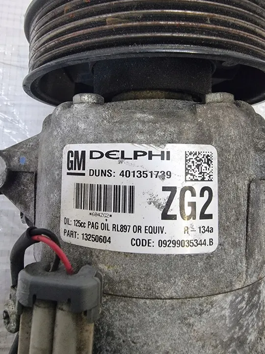 OPEL ASTRA J IV AC-kompressori 13250604 ZG2 image 2