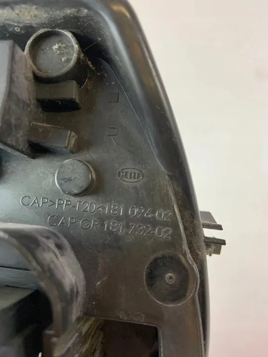 Höger baklampa Renault Twingo II 265502963R image 8