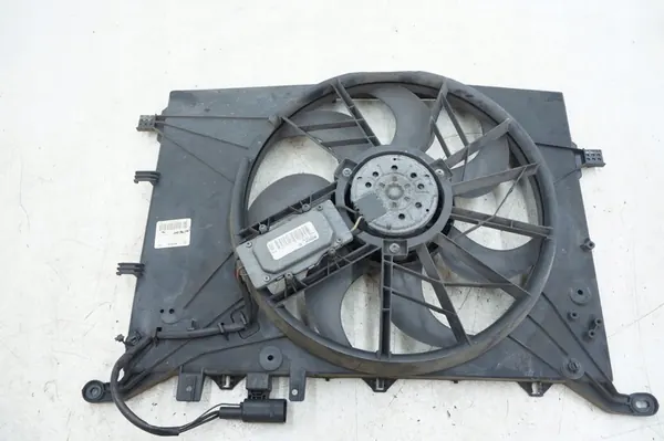 Volvo S80 OE Kylarrubrik 30680512 image 3